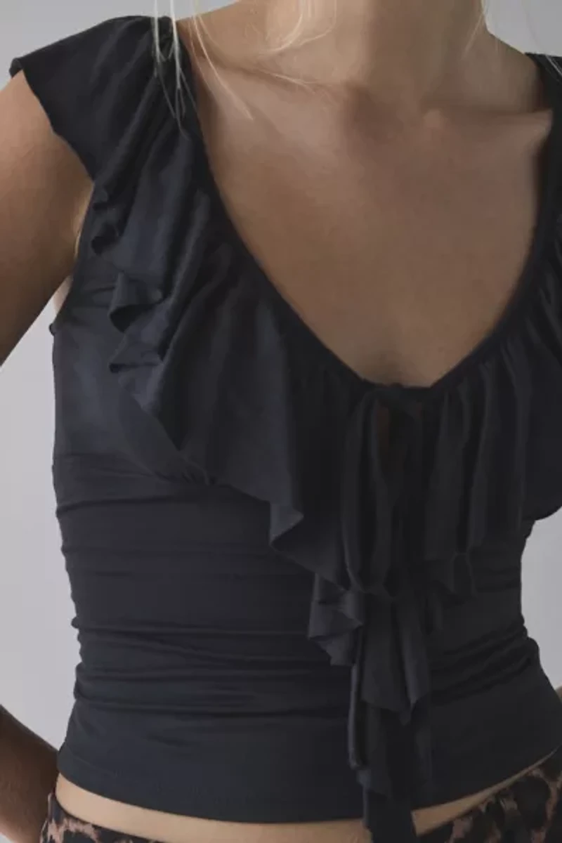 Kimchi Blue Jada Ruffle Scoop Neck Jersey Knit Top