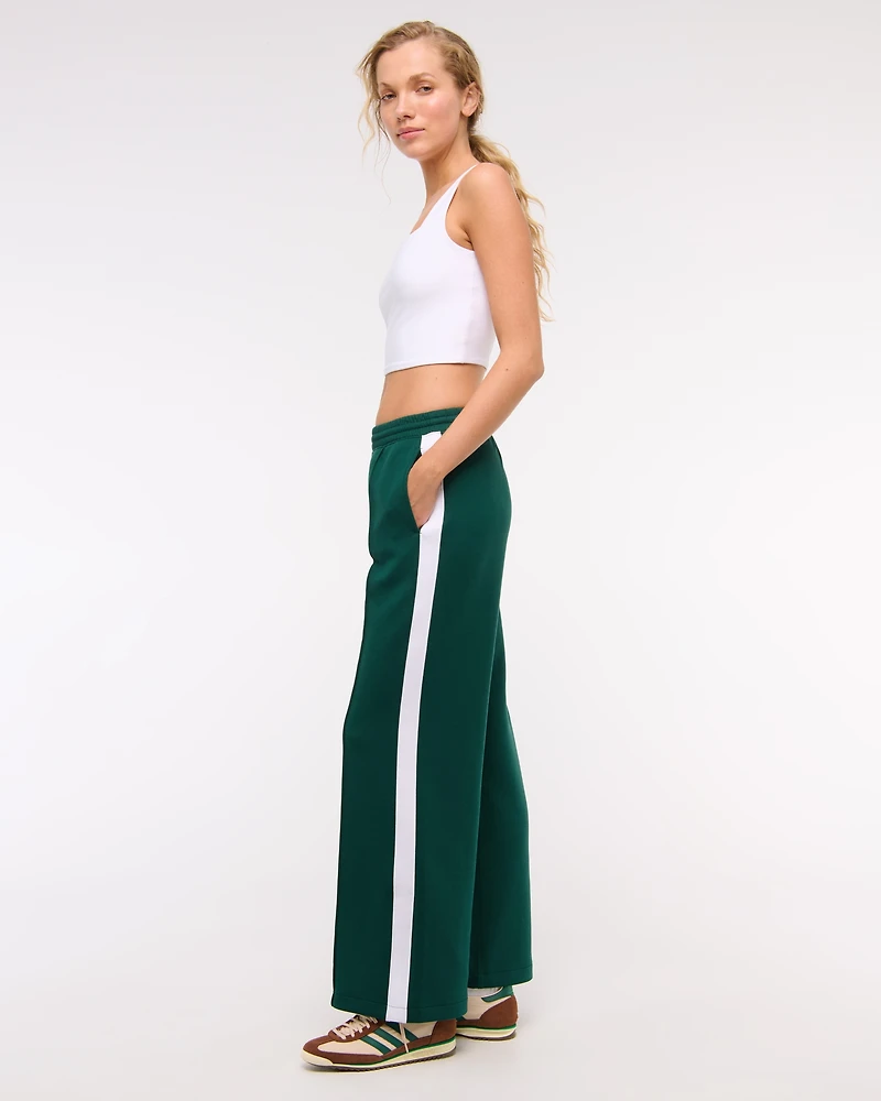 YPB neoKNIT Wide Leg Sweatpant