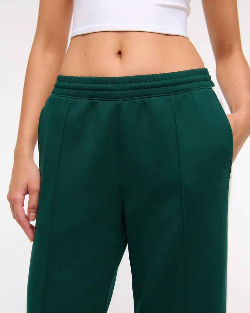 YPB neoKNIT Wide Leg Sweatpant