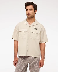 Short-Sleeve Cropped Western Graphic Button-Up Shirt