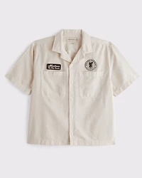 Short-Sleeve Cropped Graphic Workwear Button-Up Shirt