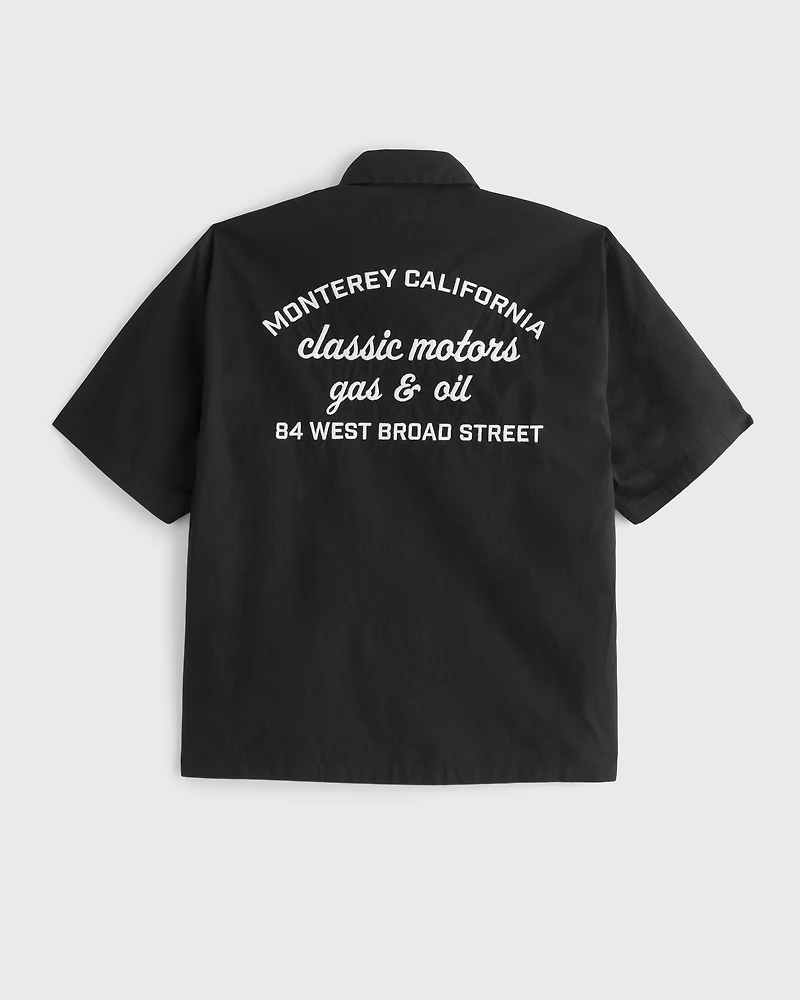 Short-Sleeve Cropped Poplin Graphic Button-Up Shirt