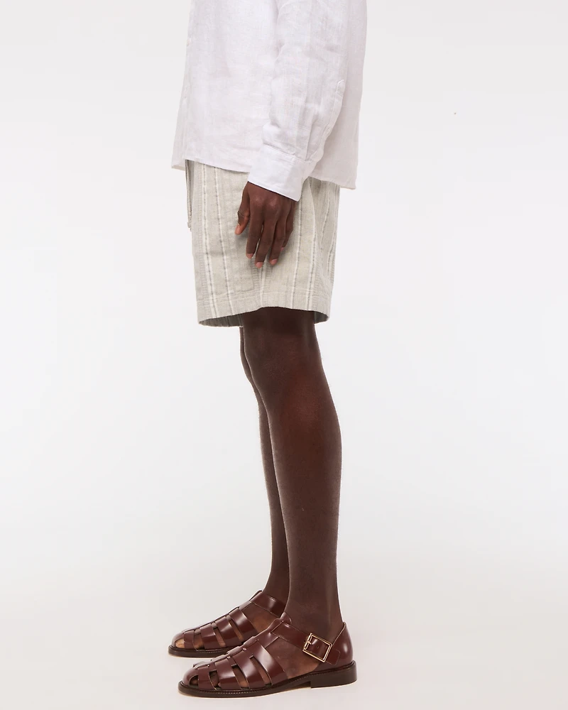 Relaxed Linen-Blend Pull-On Short