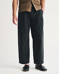 Pleated Baggy Taper Trouser