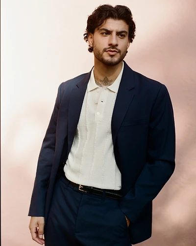 The A&F Collins Athletic Fit Linen-Blend Blazer