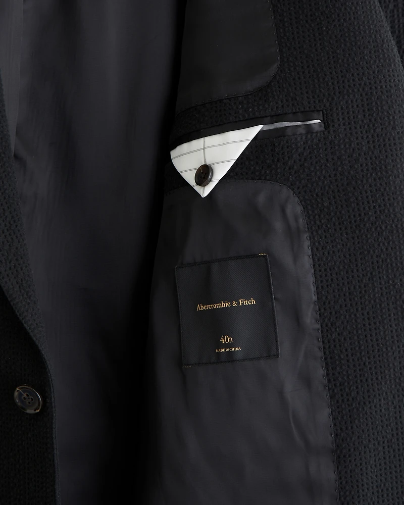 The A&F Collins Tailored Classic Seersucker Blazer