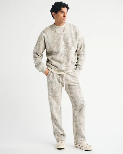 Essential Straight Open-Hem Sweatpant
