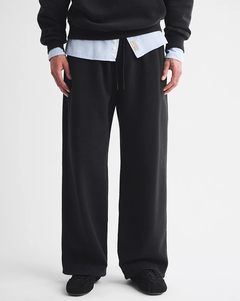Essential Ultra Baggy Open-Hem Sweatpant