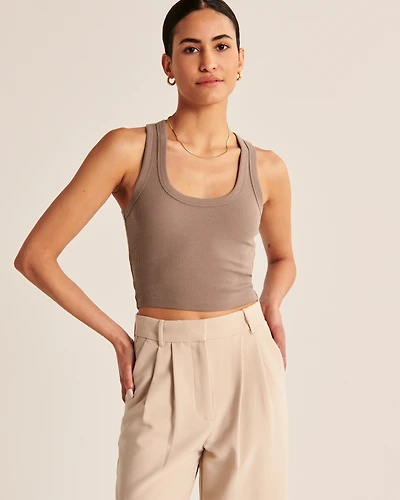 Essential Scoopneck Tank