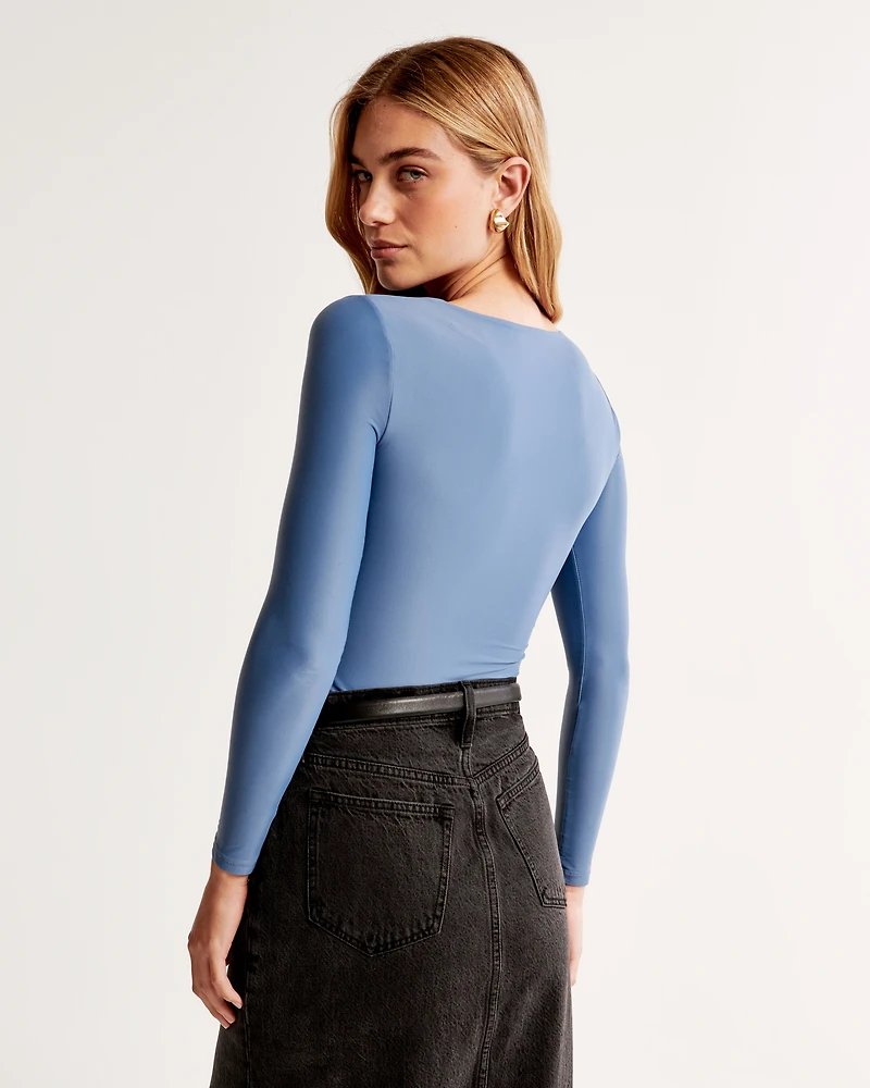 Soft Matte Seamless Long-Sleeve Tuckable Squareneck Top