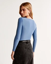 Soft Matte Seamless Long-Sleeve Tuckable Squareneck Top