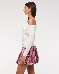 Asymmetrical Foldover Top