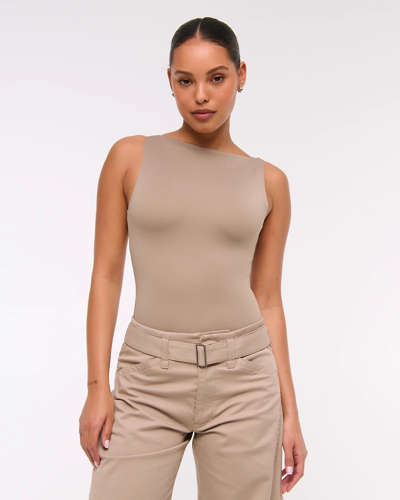 Sculpt Matte Seamless Slash Scoop-Back Bodysuit