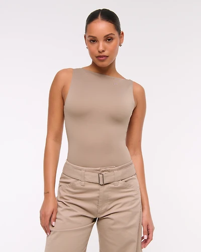 Sculpt Matte Seamless Slash Scoop-Back Bodysuit