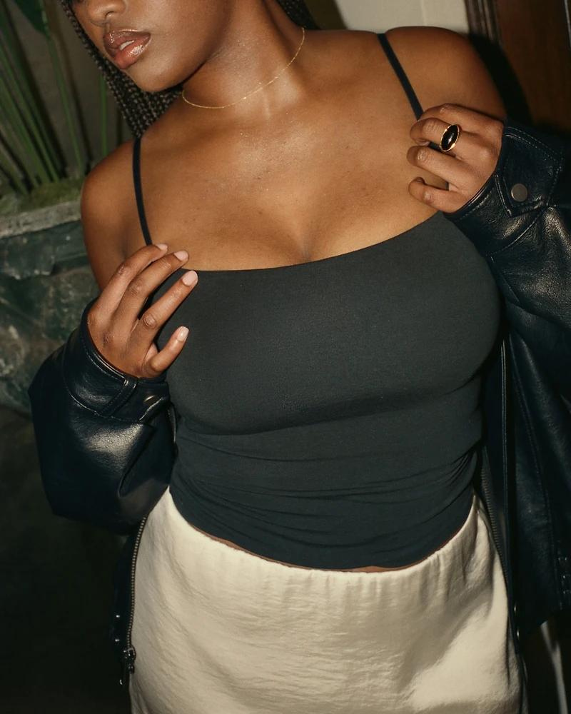 Bra-Free 90s Cami