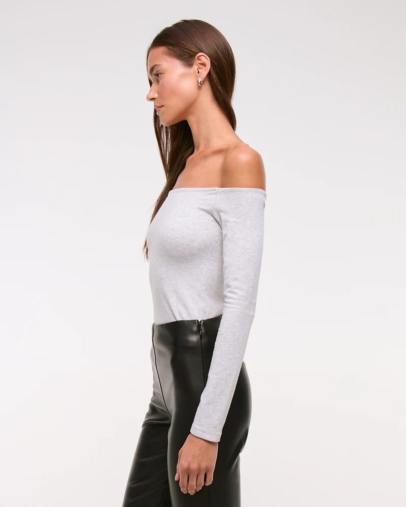 Cotton-Blend Seamless Fabric Off-The-Shoulder Top