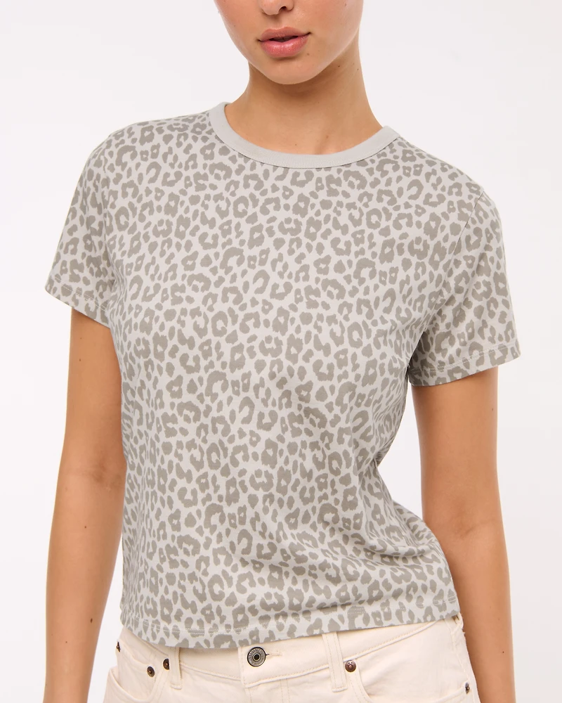 Essential Polished Body-Skimming Tee