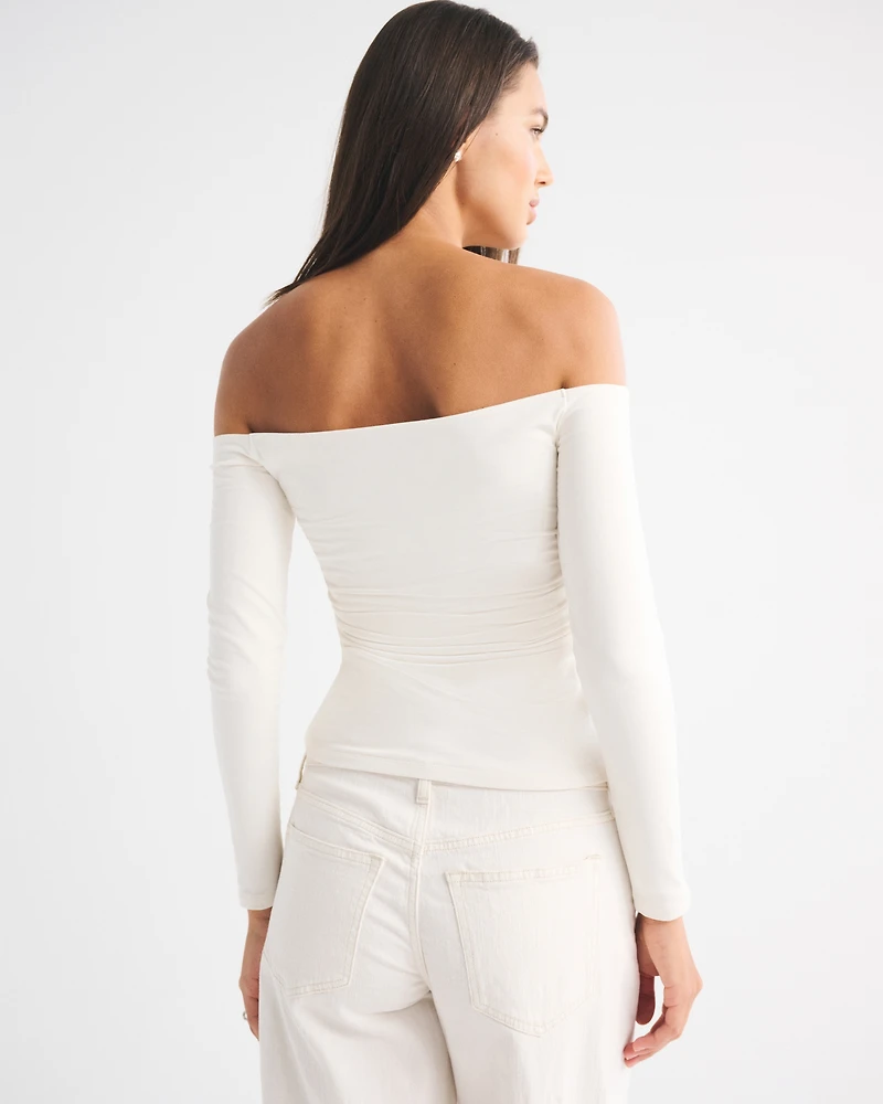 Bra-Free Off-The-Shoulder Hardware Top