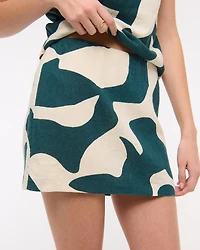 The A&F Scarlett Mid Rise Linen-Blend Mini Skort
