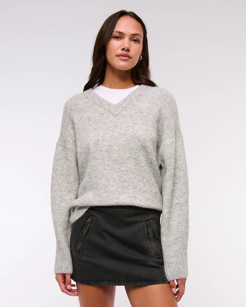 The A&F Scarlett Mid Rise Denim Micro Skort