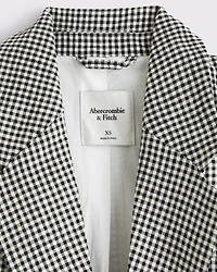 Double-Breasted Linen-Blend Slouchy Blazer