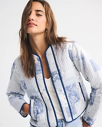 Quilted Collarless Non-Closure Jacket