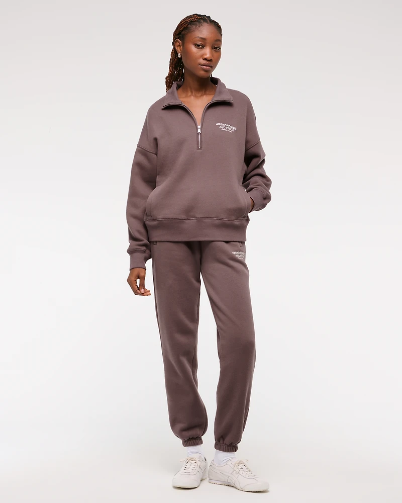 Oversized Logo Sunday Jogger