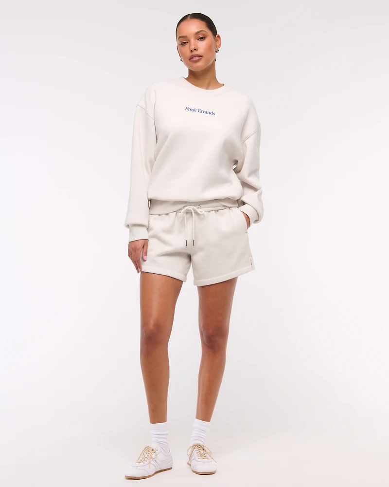 Mid Rise Sunday Short