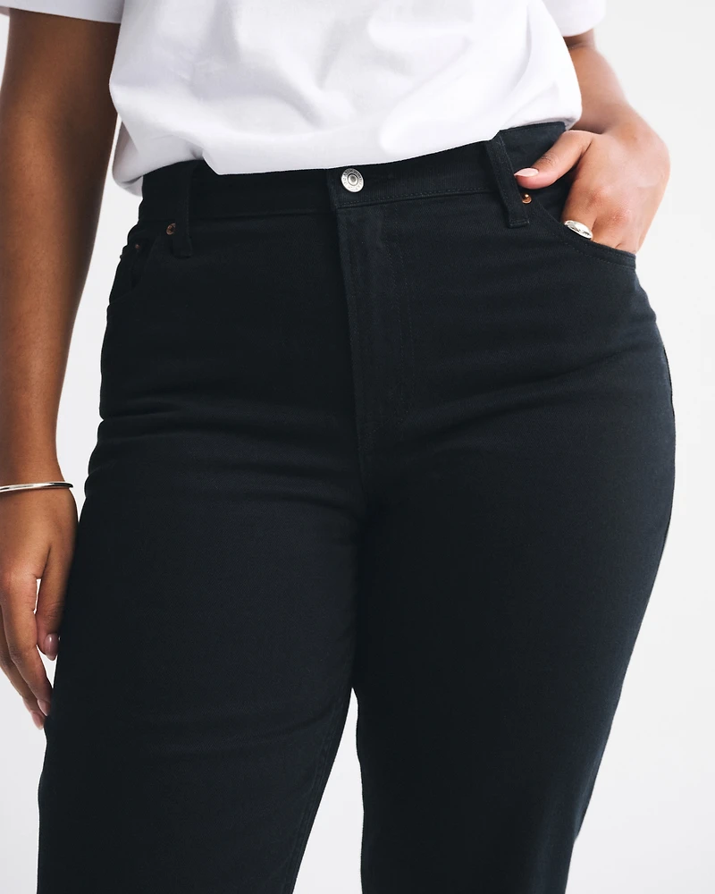 Curve Love Mid Rise 90s Straight Jean