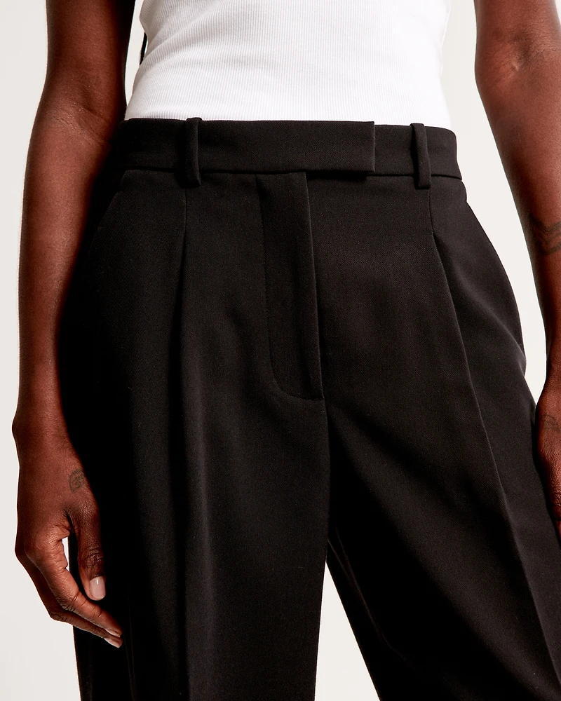 A&F Harper Tailored Ultra Wide Leg Pant