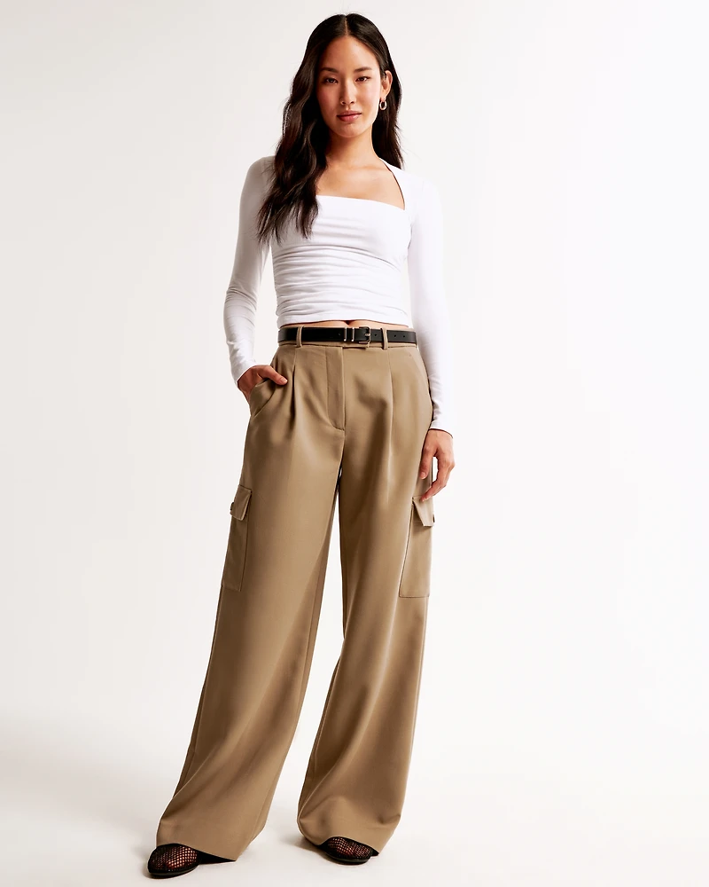 A&F Harper Tailored Ultra Wide Leg Cargo Pant