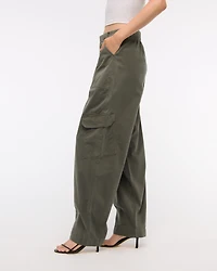 Mid Rise Barrel Cargo Pant