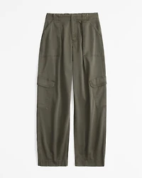Mid Rise Barrel Cargo Pant