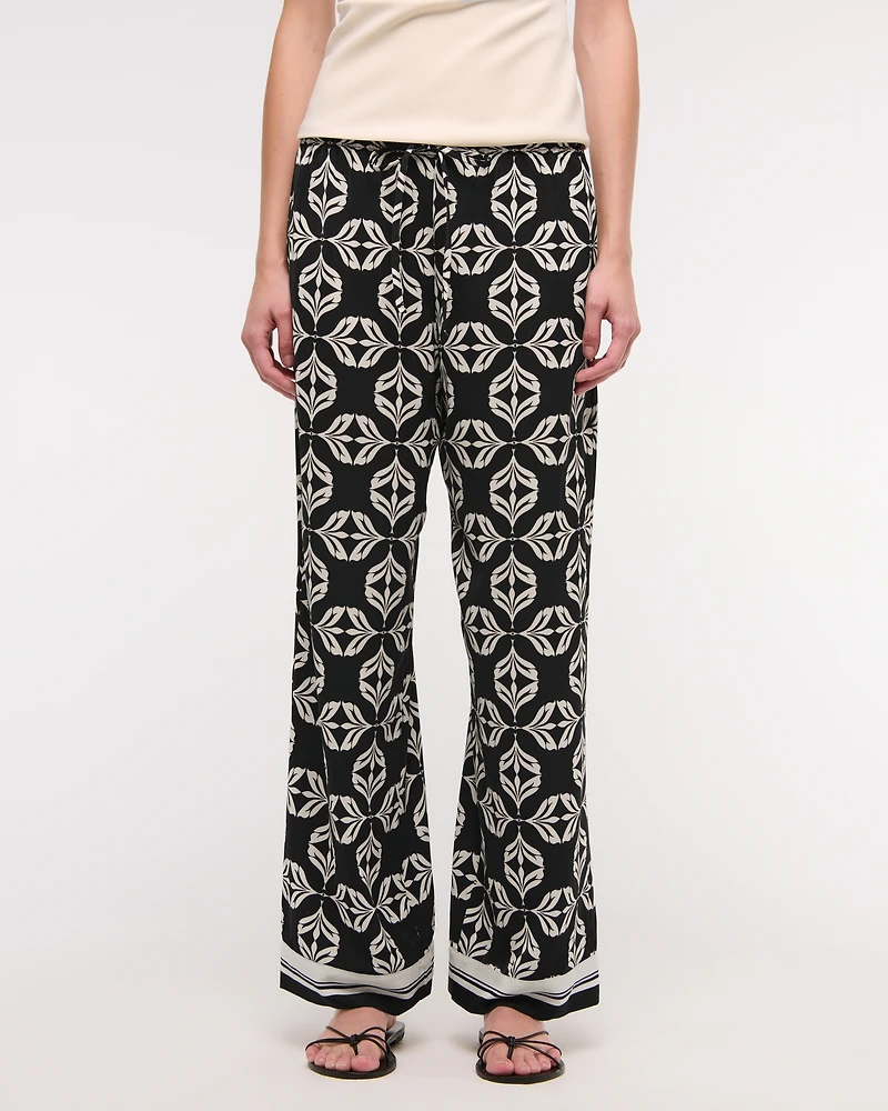 Drapey Wide Leg Pull-On Pant