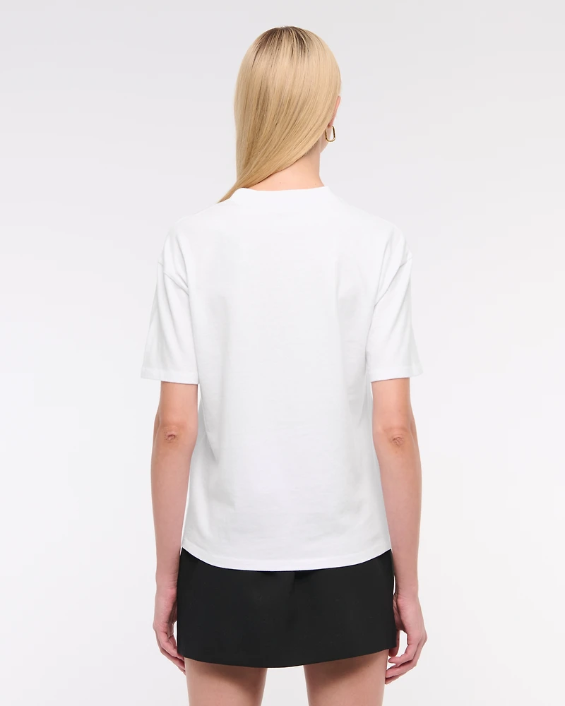 Champagne Skiers Easy Graphic Tee