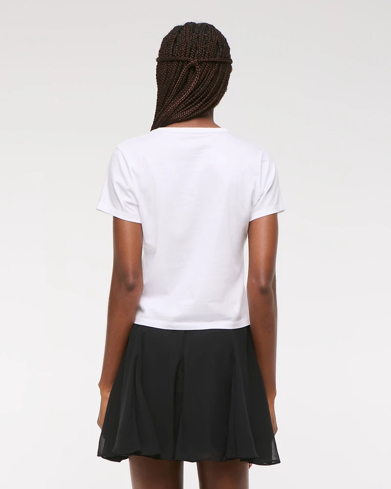 Short-Sleeve Kissed Napkin Graphic Skimming Tee