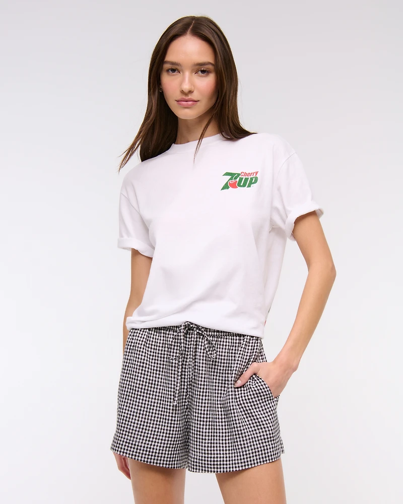 Oversized 7UP Graphic Tee