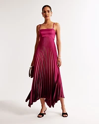 The A&F Giselle Clasp-Back Pleated Midi Dress