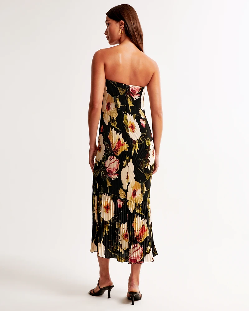 The A&F Giselle Pleat Release Midi Dress