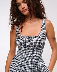 Vestido mini con escote fruncido y lazo delantero