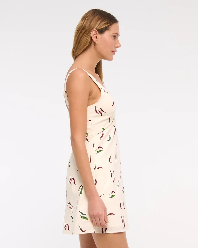 Abercrombie & Fitch Linen-Blend V-Neck Column Midi Dress | MainPlace Mall