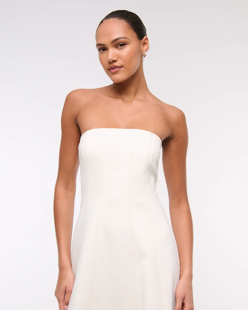 The A&F Mila Strapless Denim Midi Dress