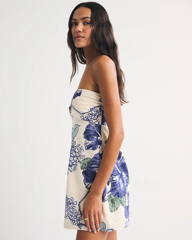Abercrombie & Fitch Strapless Linen-Blend Midi Dress | MainPlace Mall Abercrombie & Fitch Strapless Linen-Blend Midi Dress | MainPlace Mall