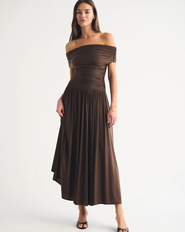 Abercrombie & Fitch The A&F Emerson Drop-Waist Maxi Dress | MainPlace Mall Abercrombie & Fitch The A&F Emerson Drop-Waist Maxi Dress | MainPlace Mall