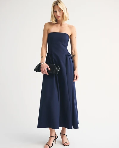 Abercrombie & Fitch Dipped-Waist Sweetheart Maxi Dress | MainPlace Mall