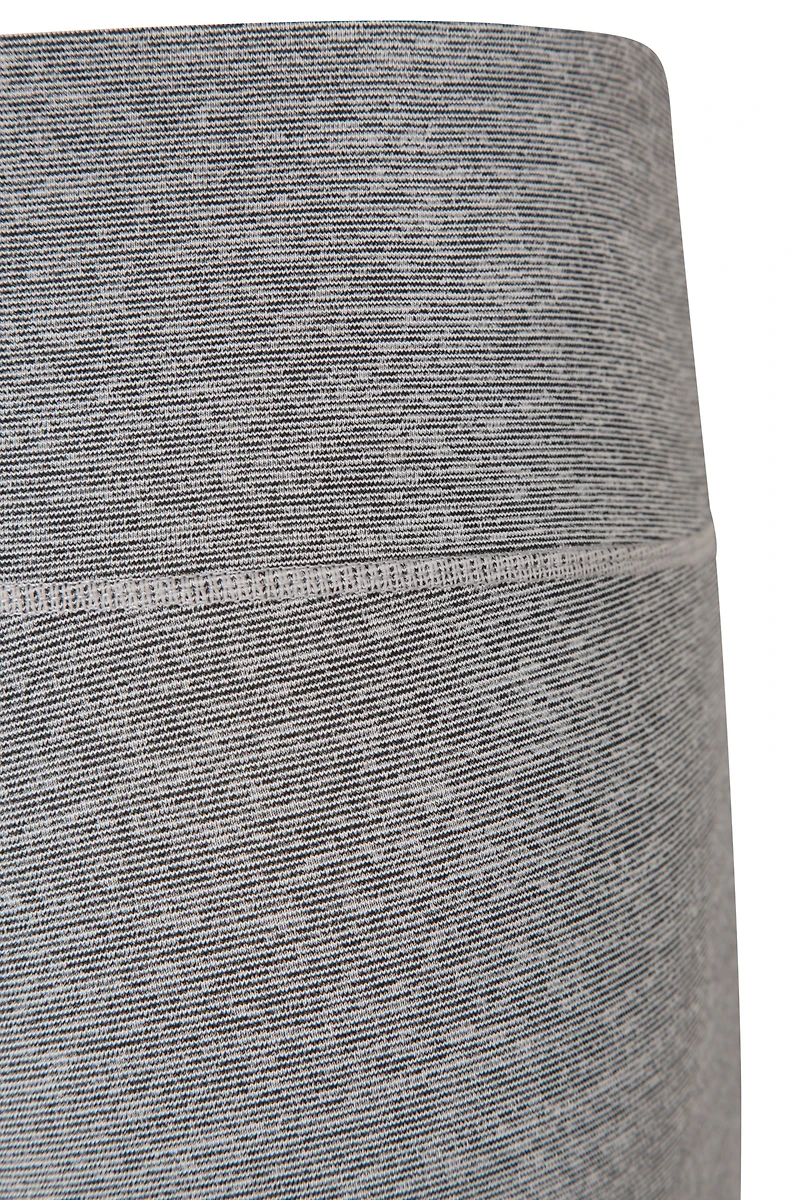 Move and Flow Womens Capri Leggings