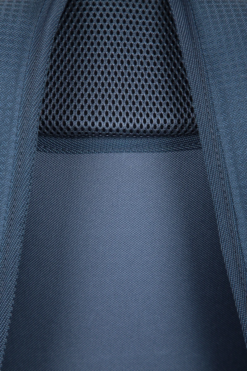 Quest 23L Laptop Bag
