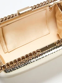 Wrap-Around Chain Clutch