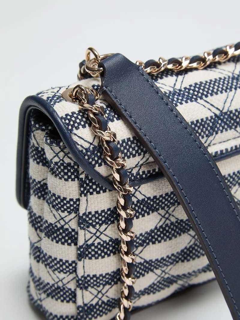 Giully CrossBody Bag