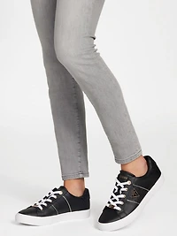 Lizanne Low-Top Sneakers
